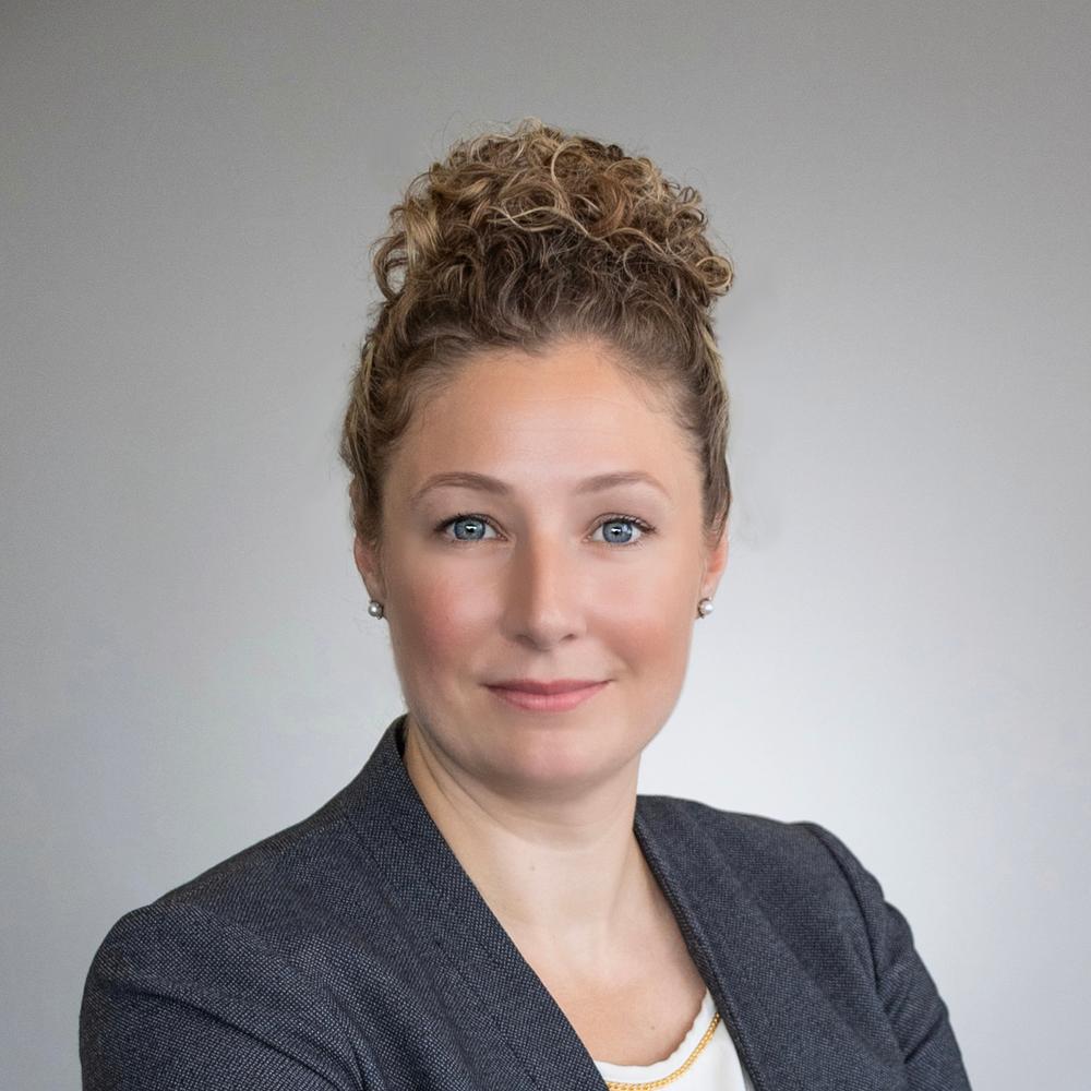 SARA E. HOSTALET, CFP®, CFA Hover Photo