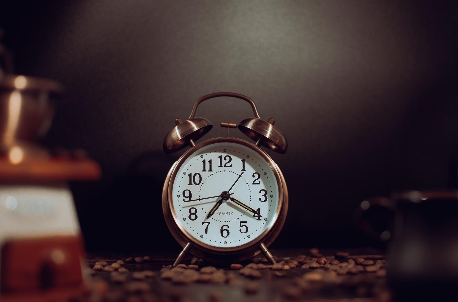 Why High-Income Physicians Feel Time-Poor | Forward Thinking Wealth Management Thumbnail