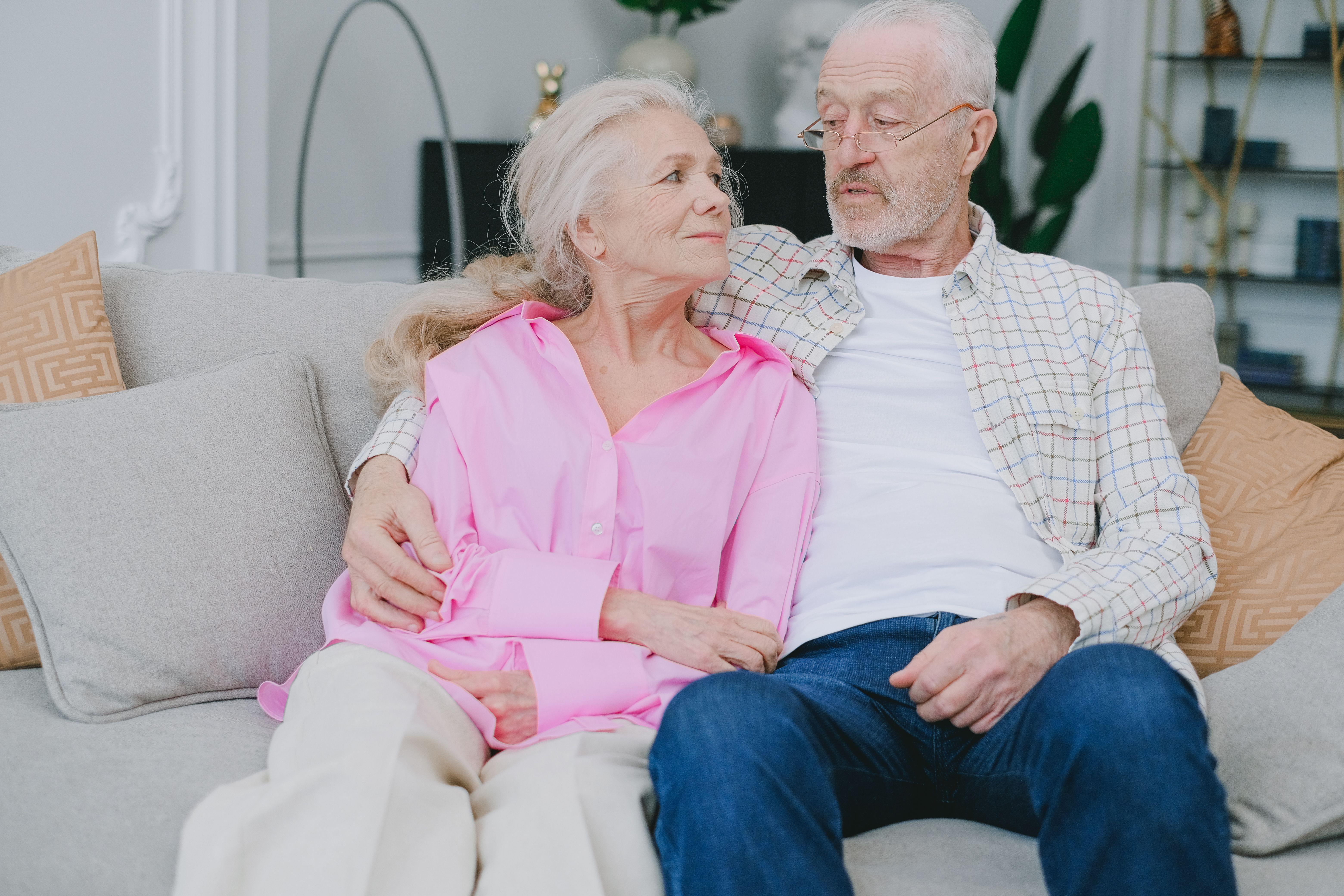 6 Steps to Take if Your Significant Other is Terrible With Money Thumbnail