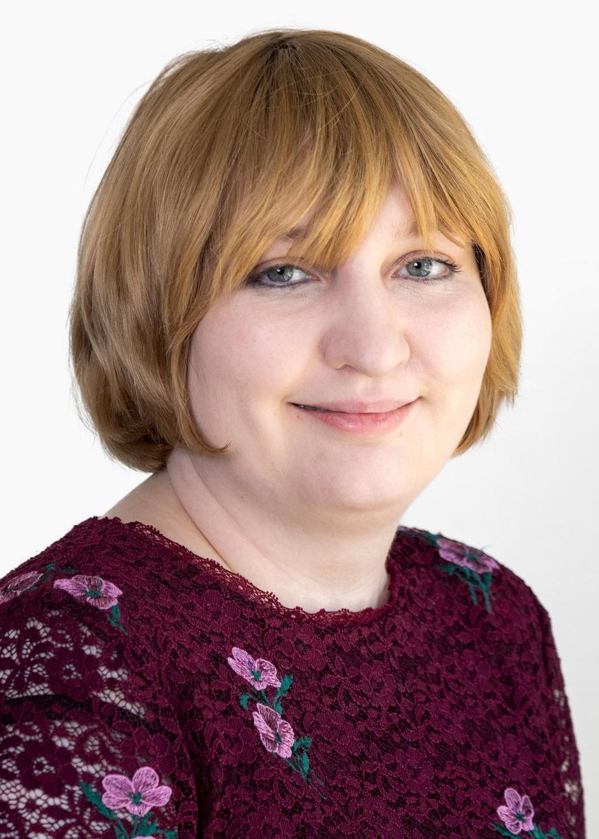 Laura Mahon Photo