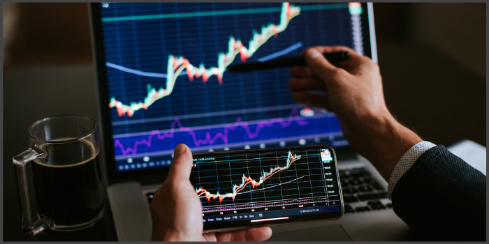 You're a High-Level Executive With Stock Options: A Guide to Understanding the Complexities of Equity Compensation Thumbnail