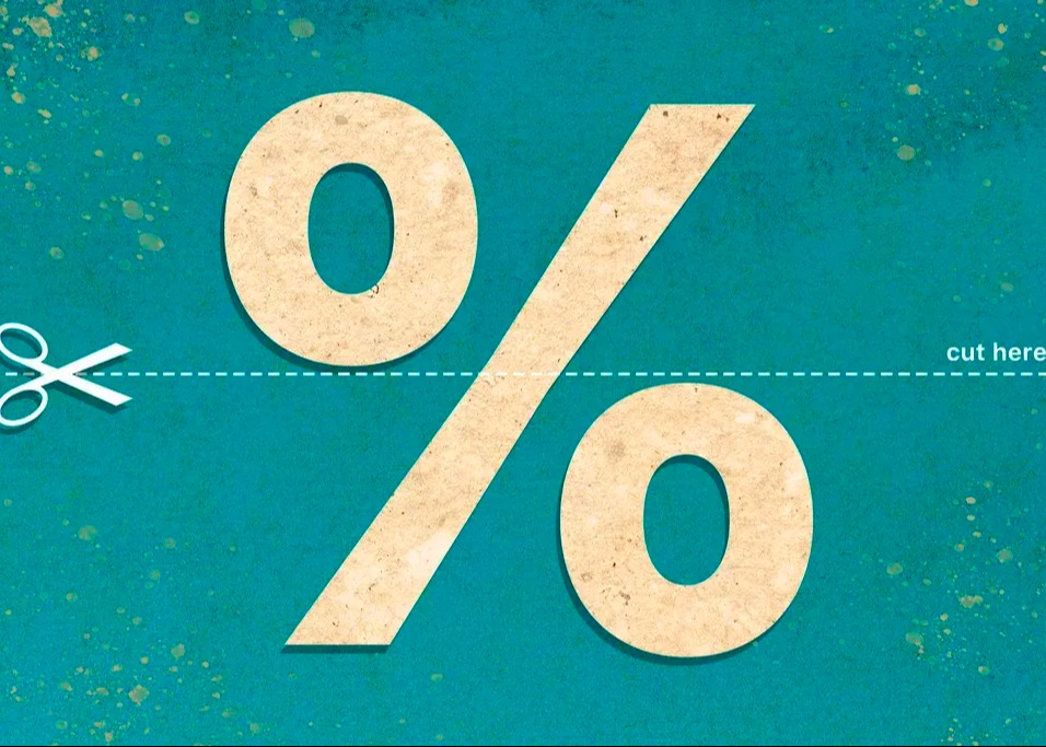 Retirees, Make These Financial Moves Before the Fed Cuts Rates Thumbnail