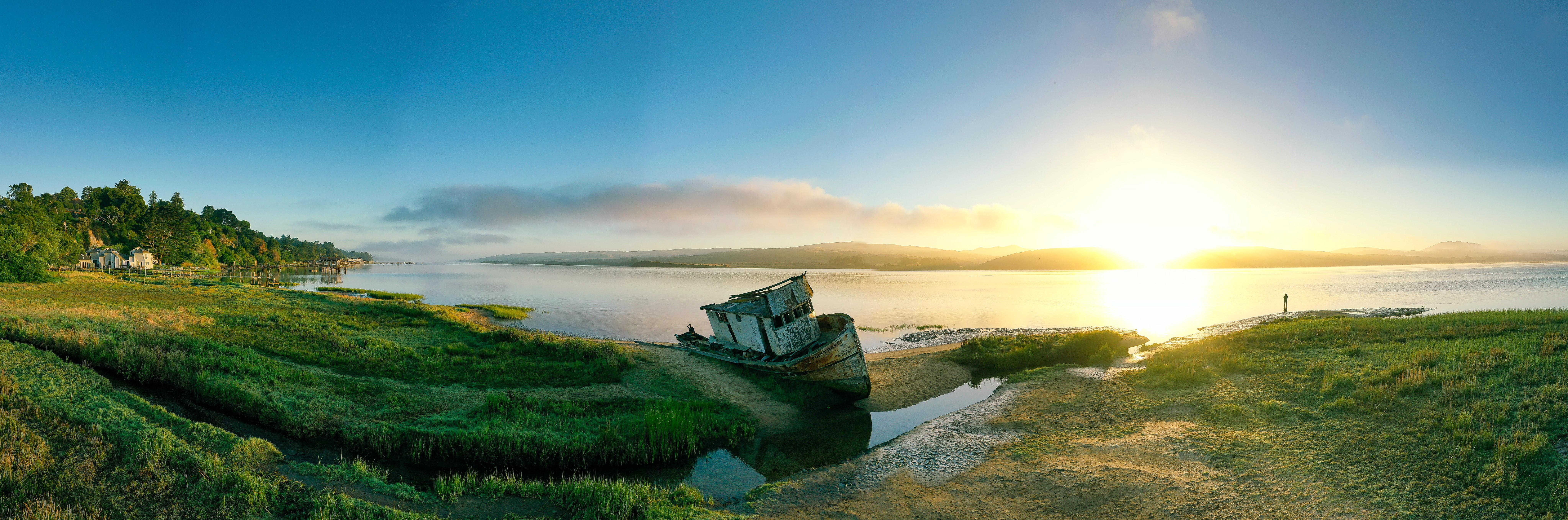 A Sinking Ship and a Rising Sun Thumbnail