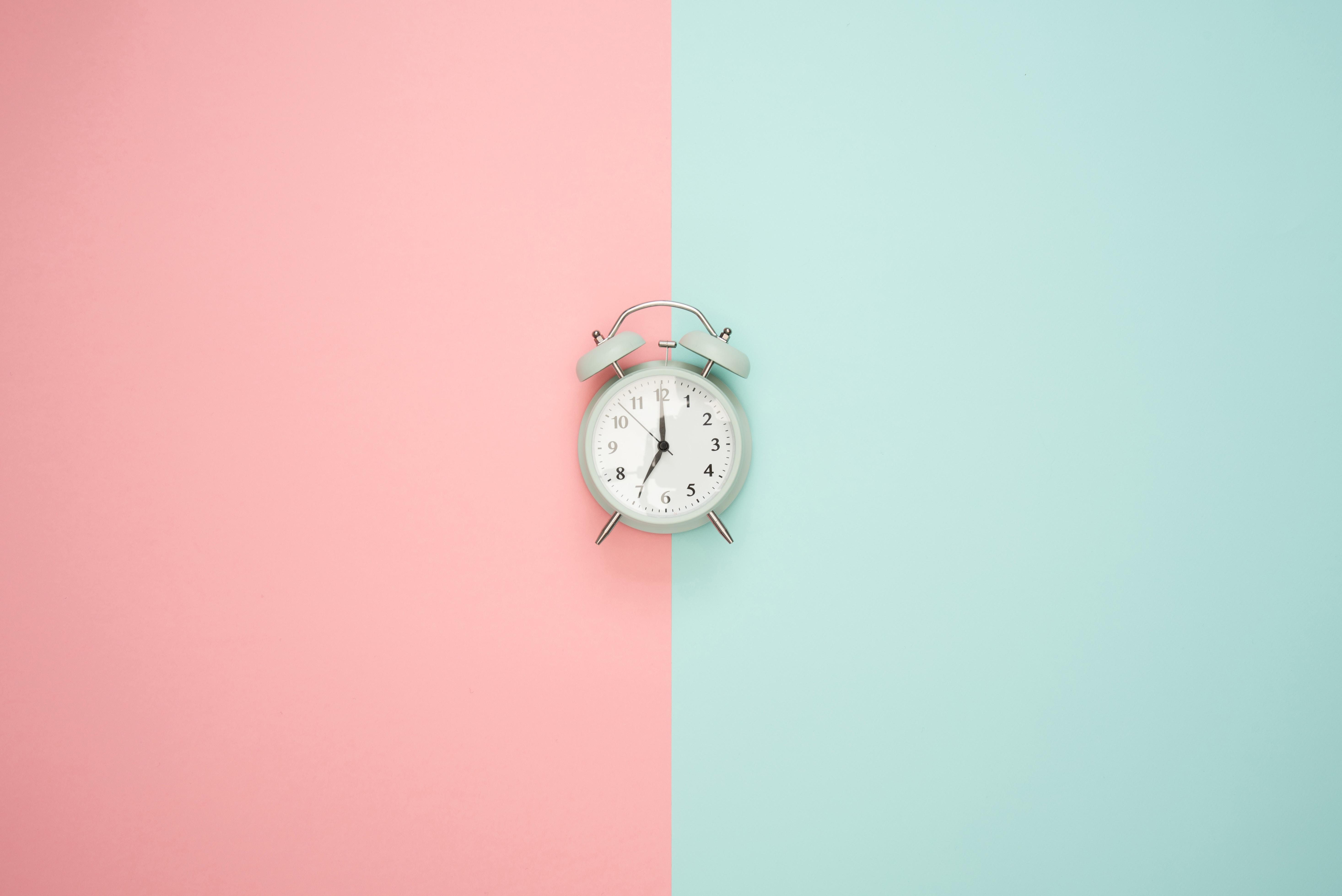How Much Time Does the Average American Spend on Personal Finance? Thumbnail