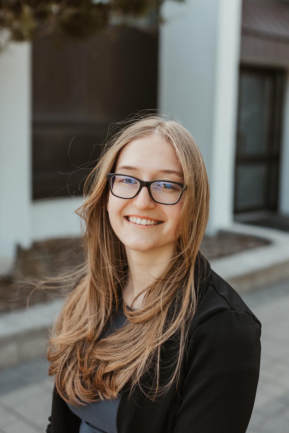Aurora Hutton Photo