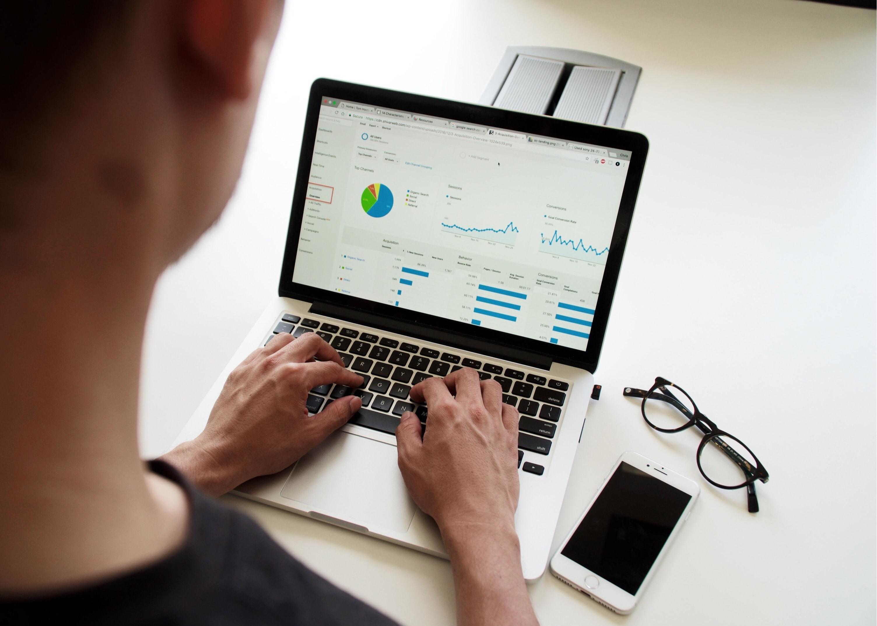 5 Investment Tips We Wish We Could Tell Our Younger Selves Thumbnail