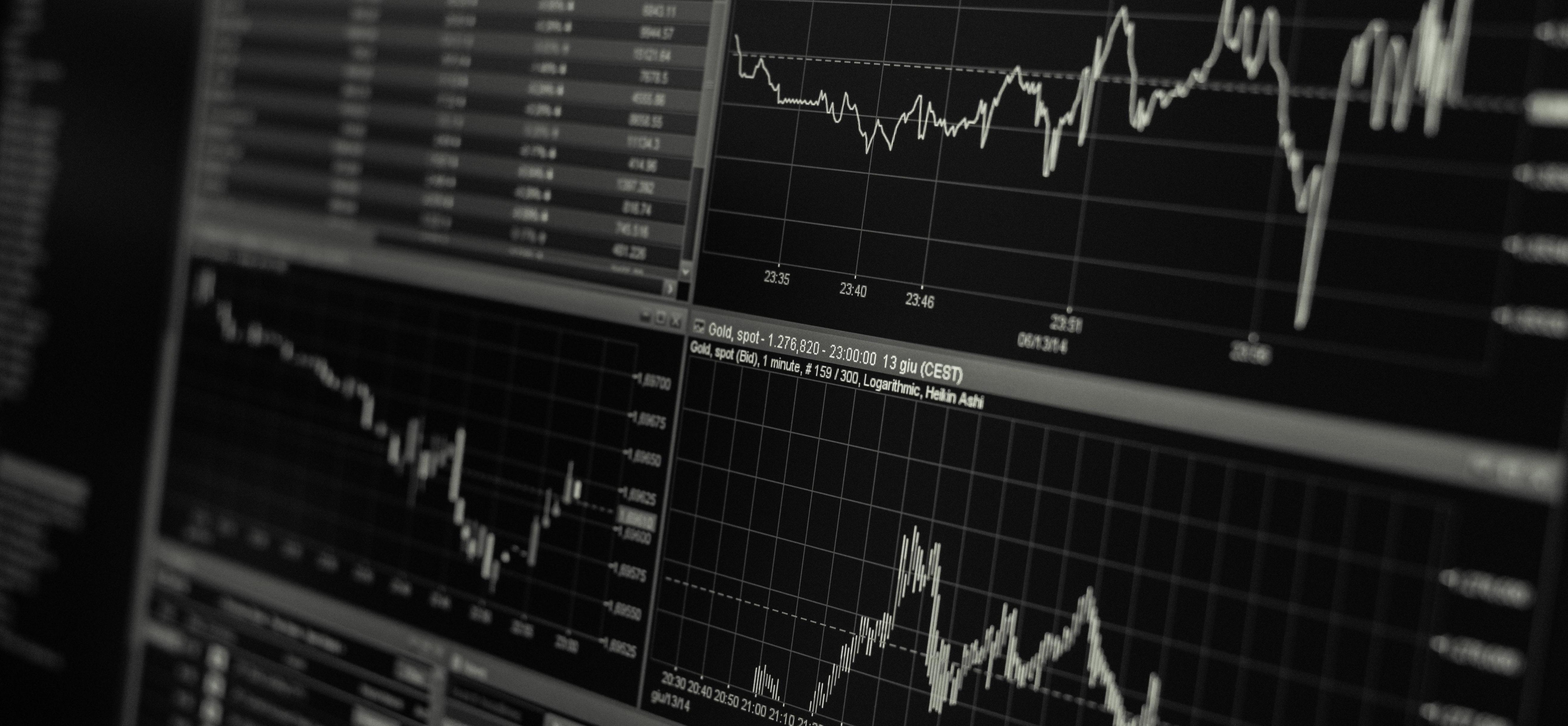 Торговля на бирже. Инвестиции биржа. Trader now. Trader now. Трейдер.