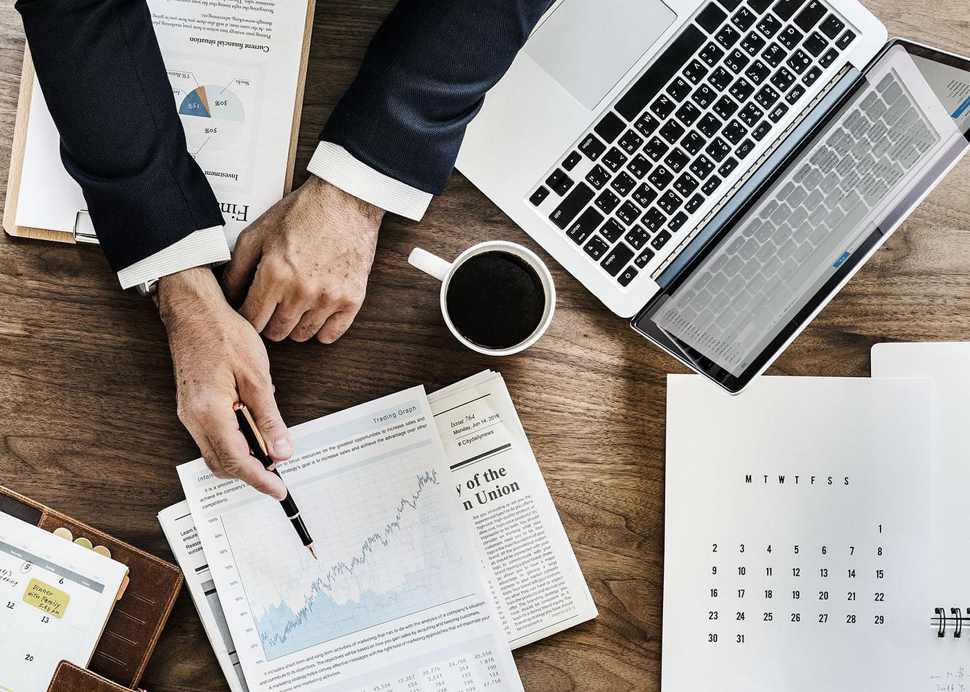Investing Hacks: Insights for the Serious Investor  Thumbnail