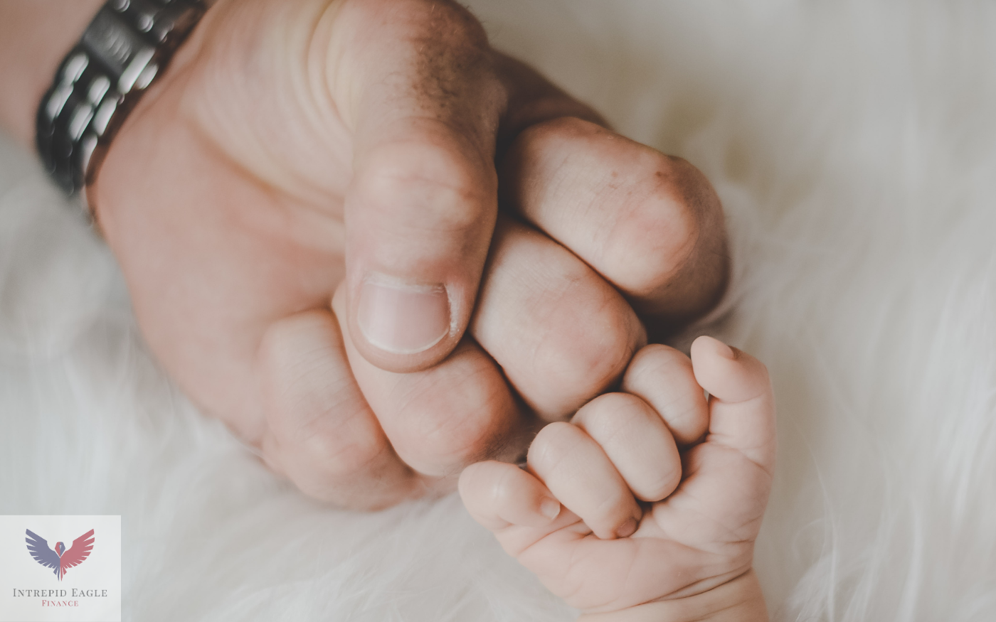 Dads: 8 Questions to ask Before Paternity Leave Thumbnail