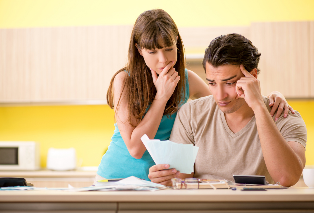 Why You Need a Personal Loan Agreement Between Family Members or Friends Thumbnail