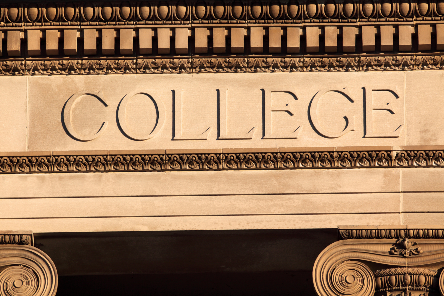 5 Smart Ways to Save for Higher Education Thumbnail