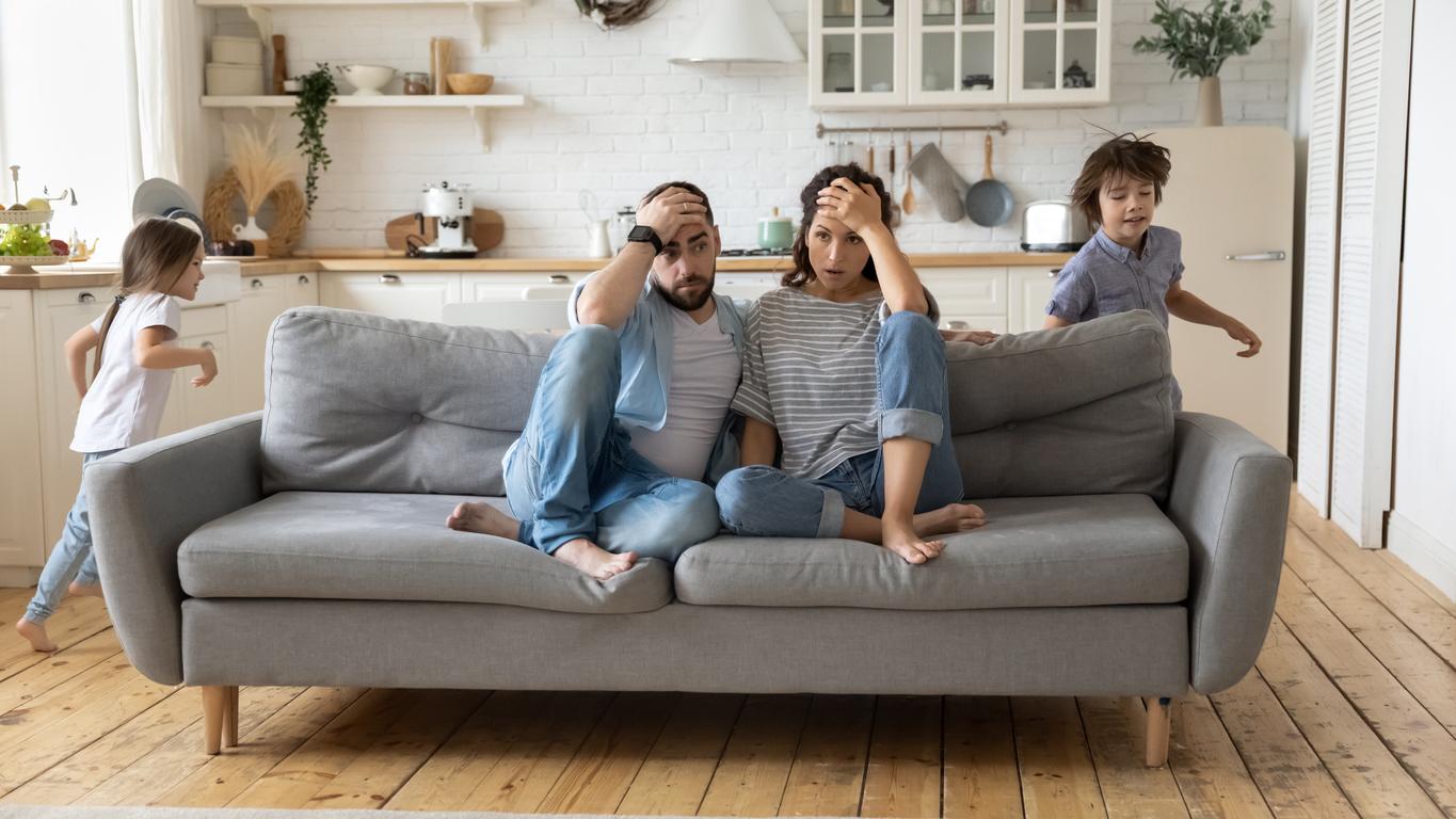 Four Ways to Reduce Family Financial Stress Thumbnail