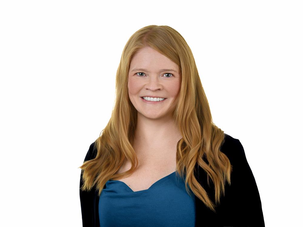 Tina Gregory Photo