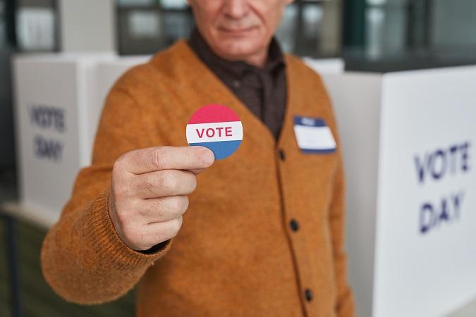 The Midterm Elections and Your Money: Why Politics and Portfolios Shouldn't Mix Thumbnail