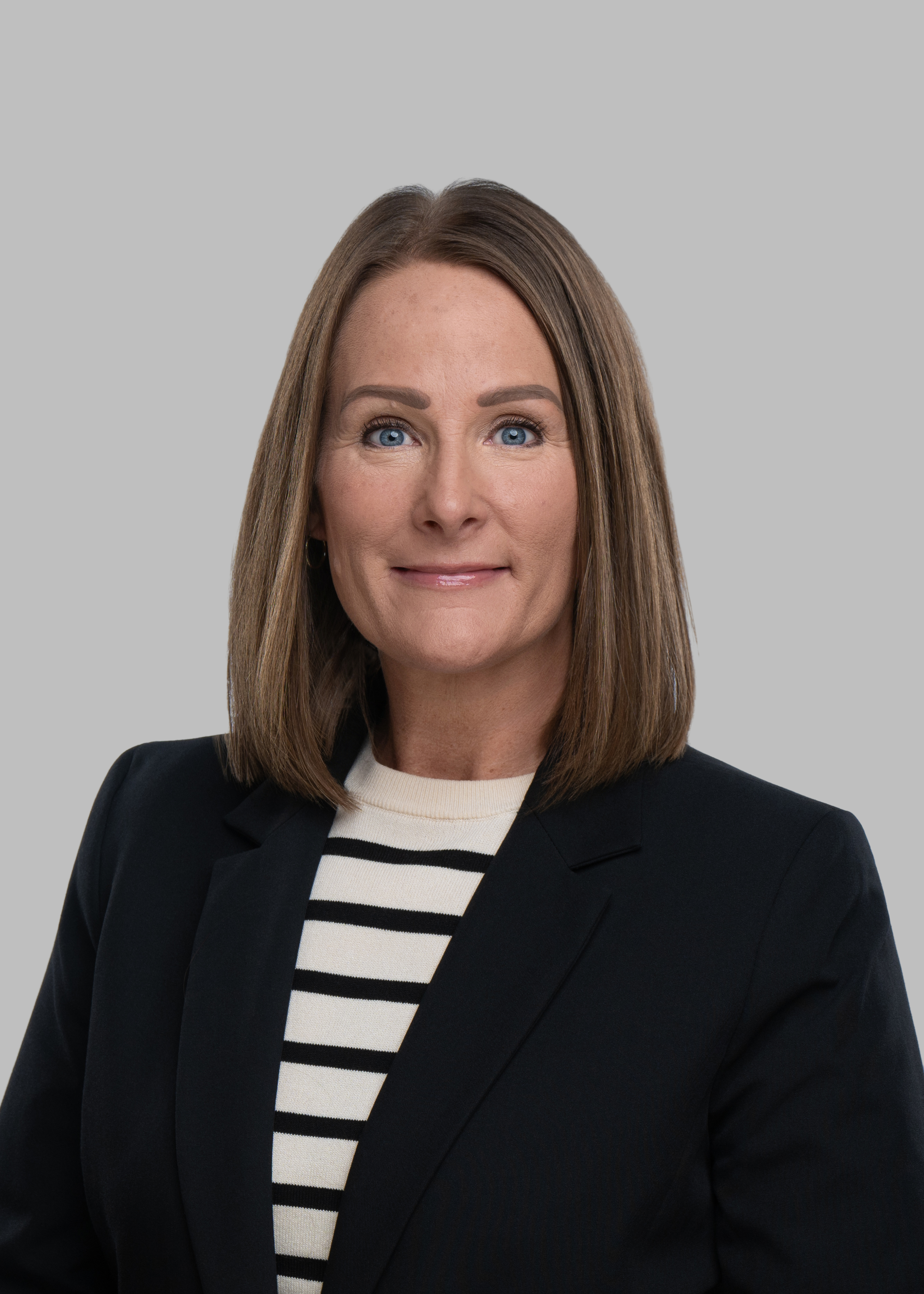 Ellen Bylsma headshot