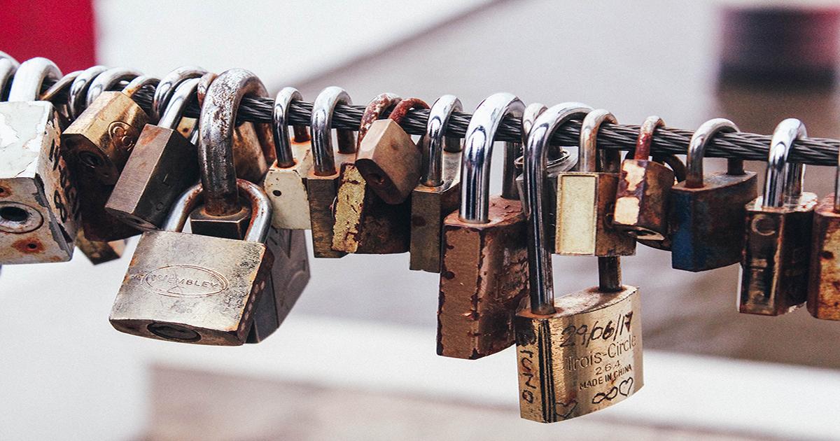 May 6 Is World Password Day. Here Are 6 Tools to Safely Store Your Passwords Online Thumbnail