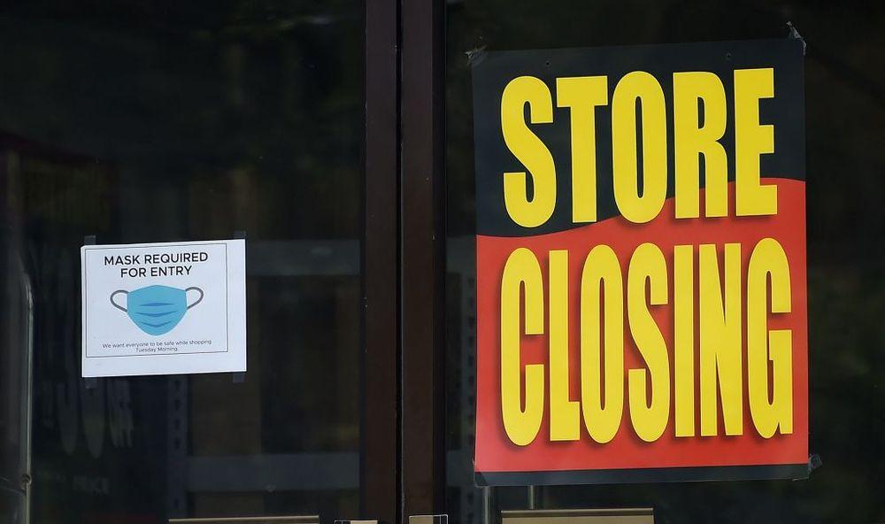 Stock Market on the rise even with falling economy Thumbnail