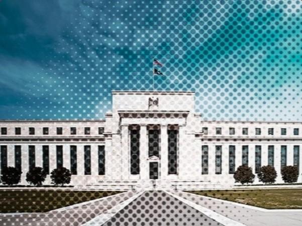 Fed Rate Cuts: What Is the Bond Market Signaling to Investors? Thumbnail
