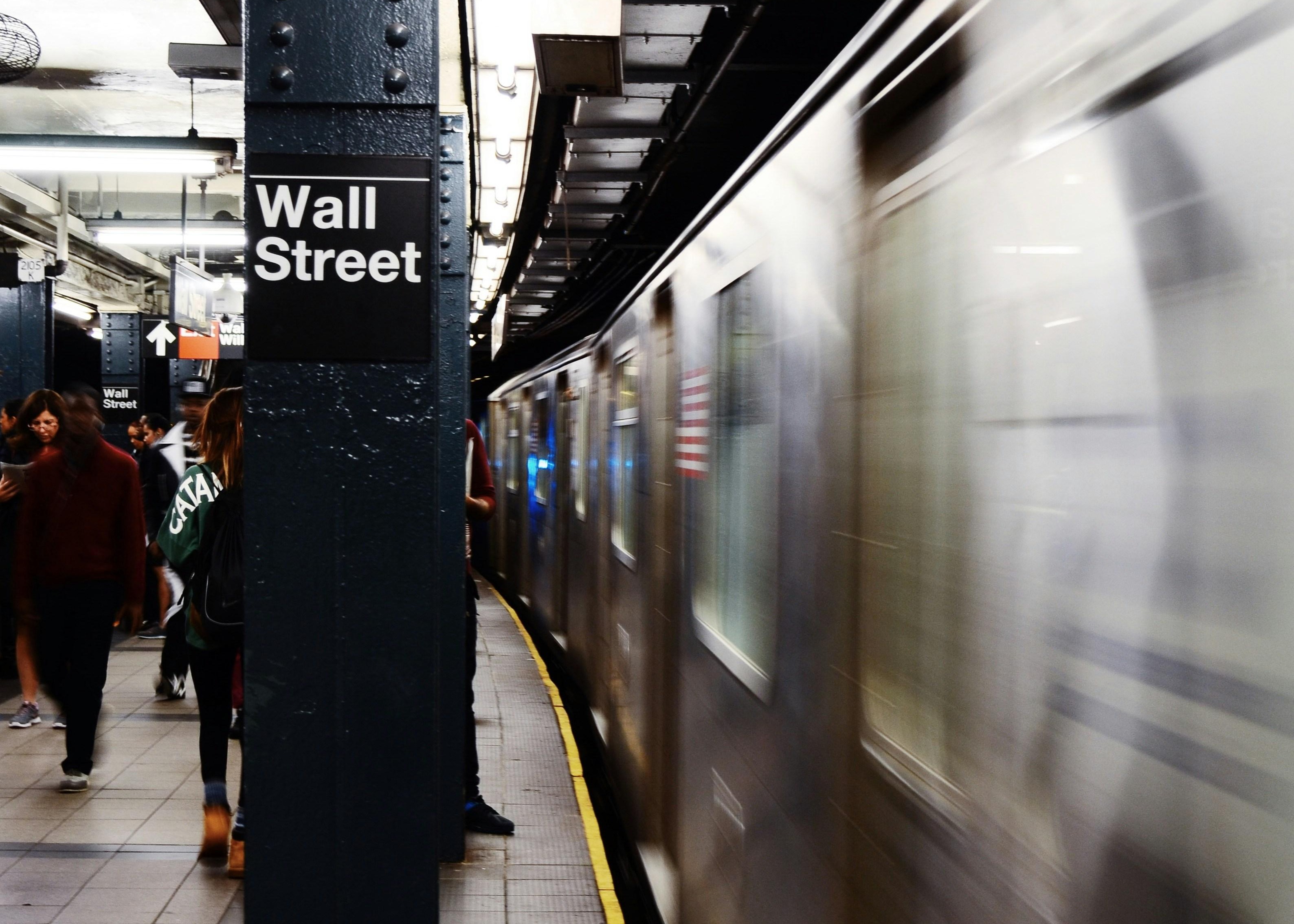 How Oil and AI Are Impacting Stock Market Sectors Thumbnail