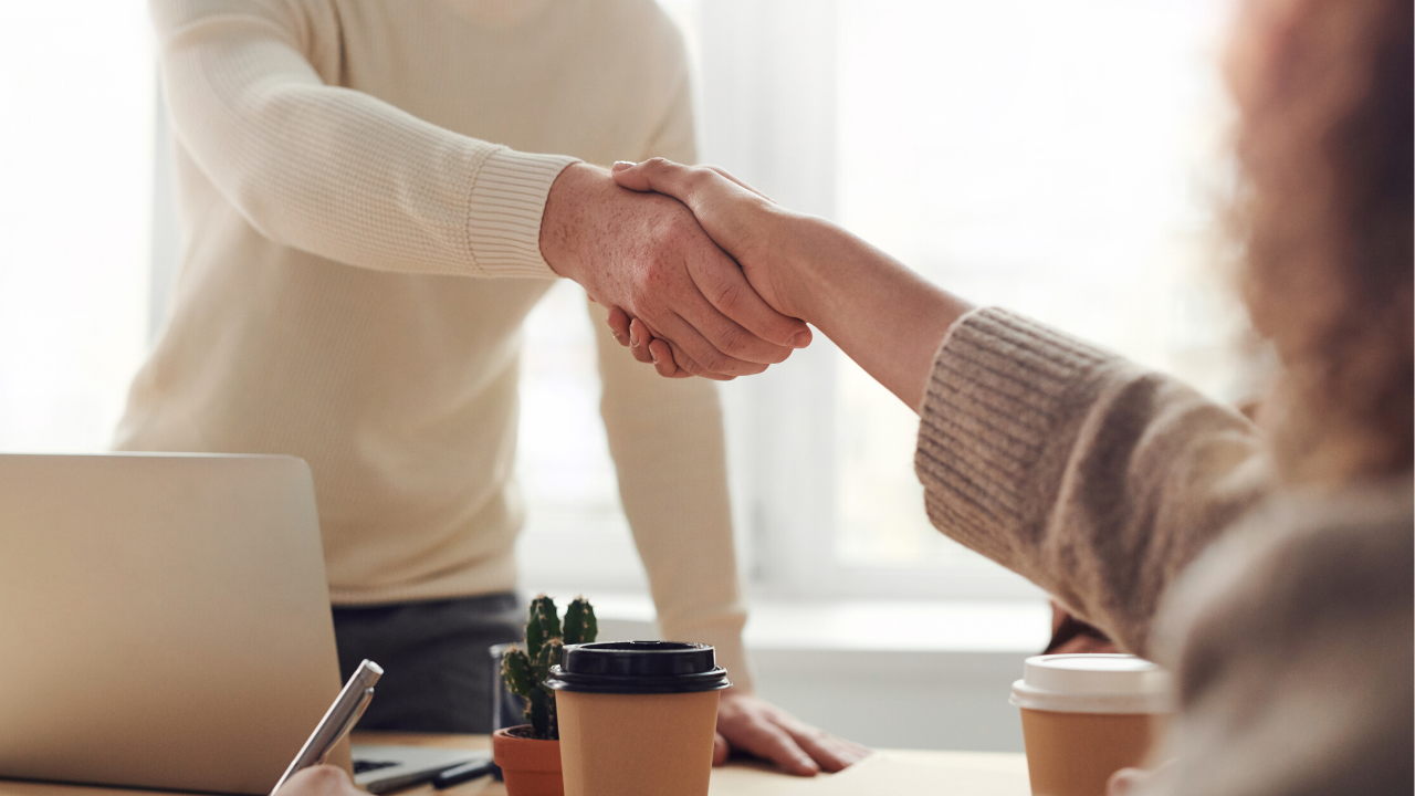 Choosing the Right Financial Advisor in 5 Easy Steps Thumbnail