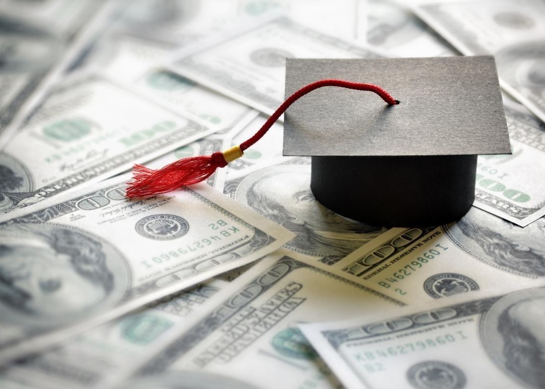 3 Big Changes to College Admissions Mean Some Parents Could Save Substantially on Tuition Thumbnail