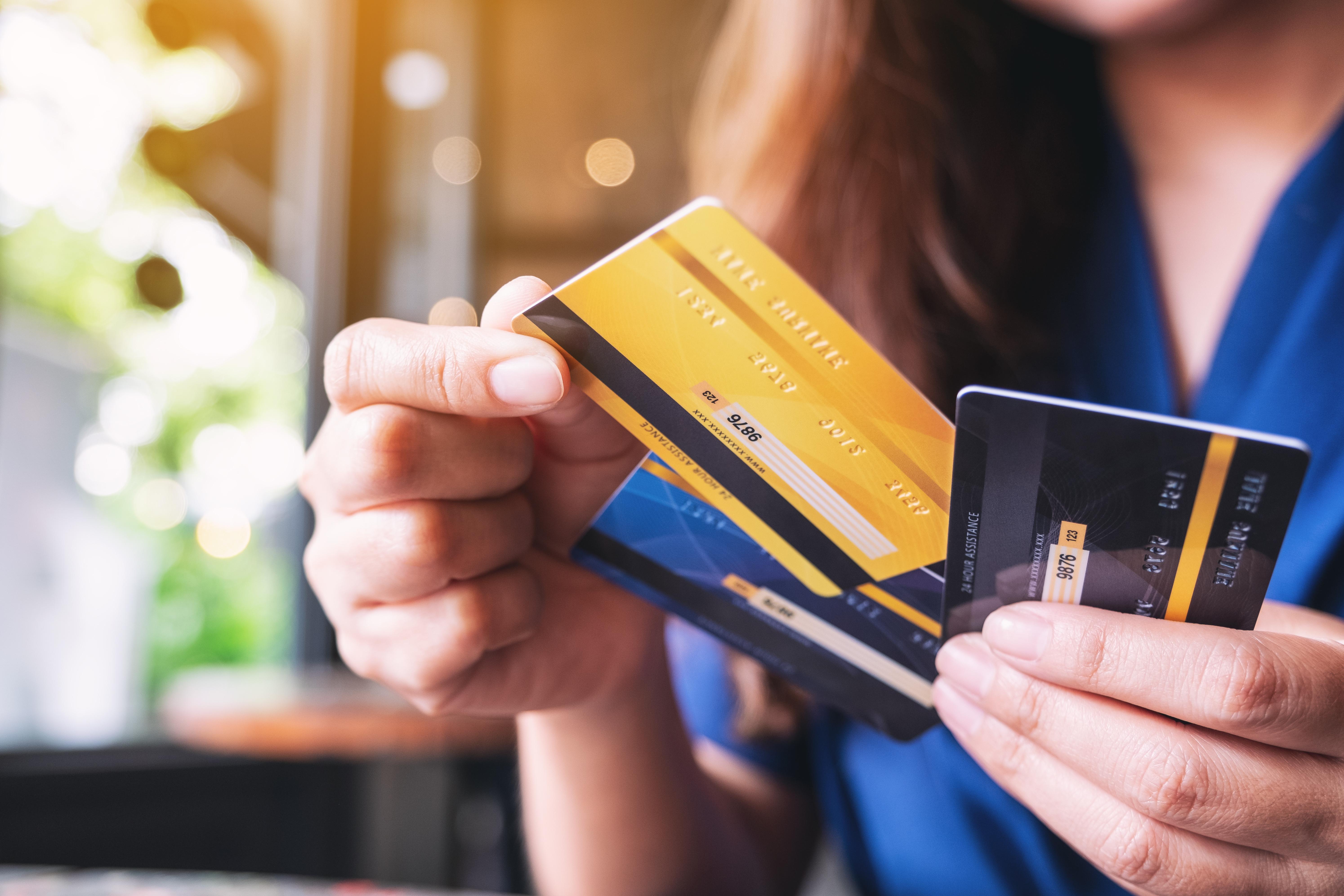5 Top Successful Financial Hacks Thumbnail