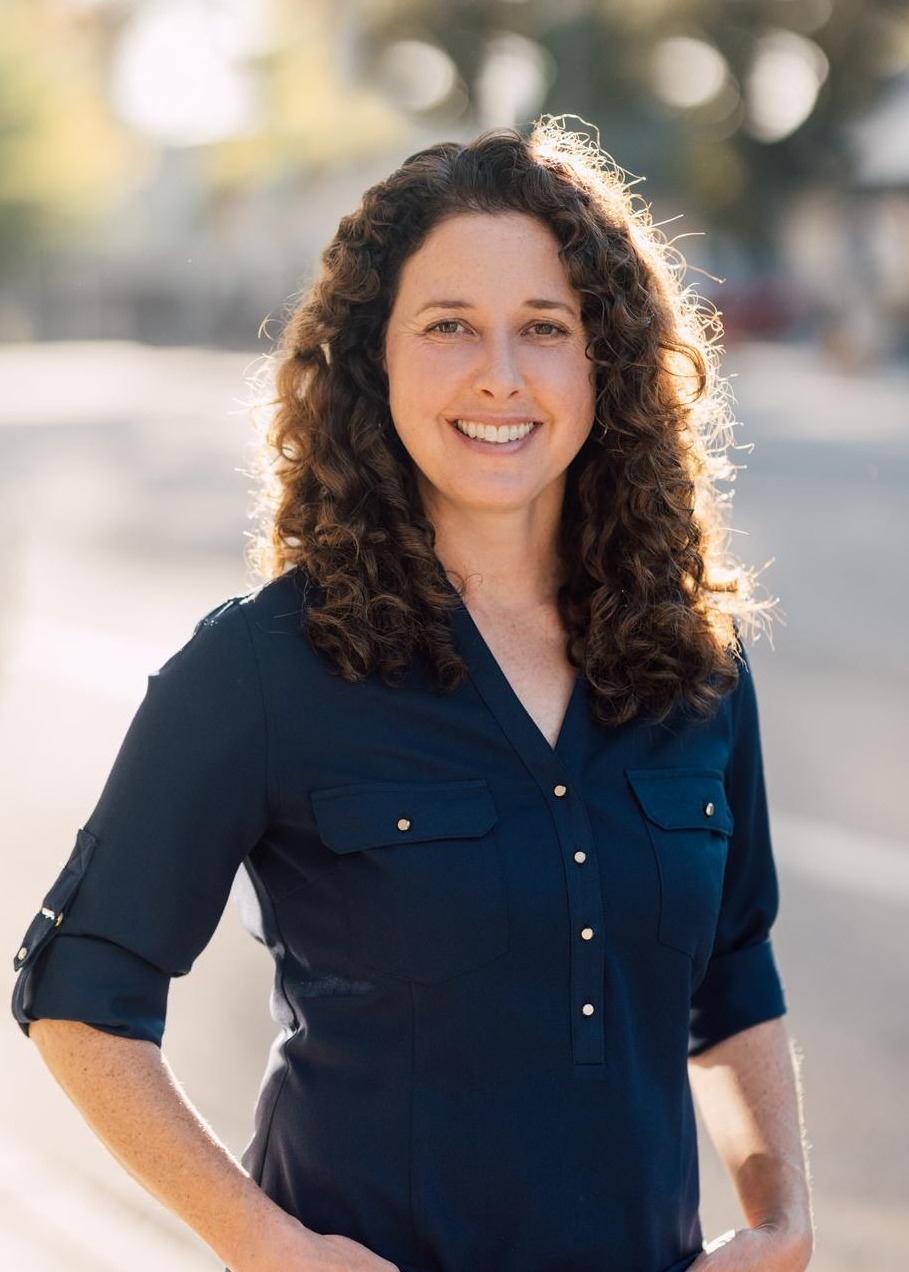 Carolyn Herzog, CFP®, CFA Photo