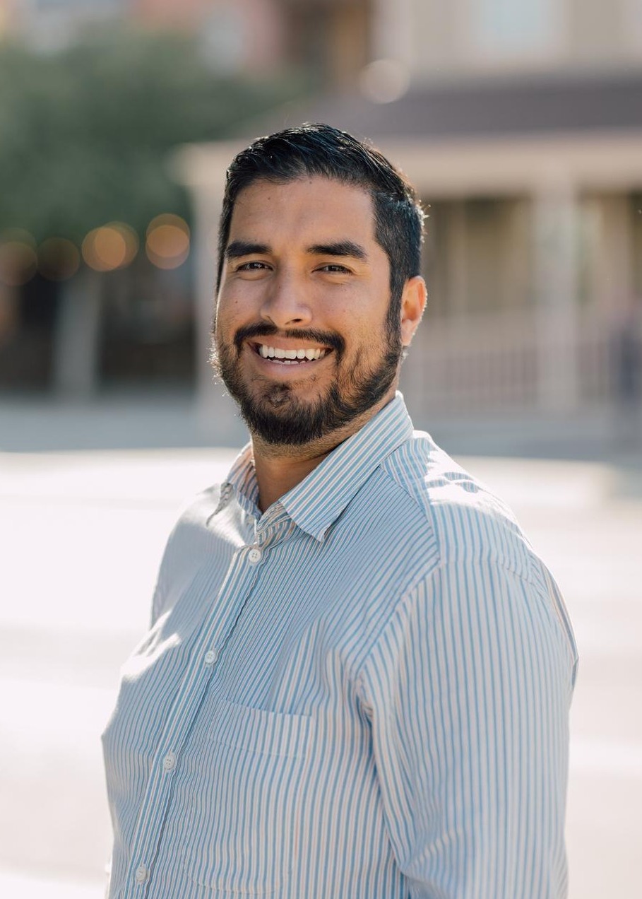 Travis Domingues Hover Photo