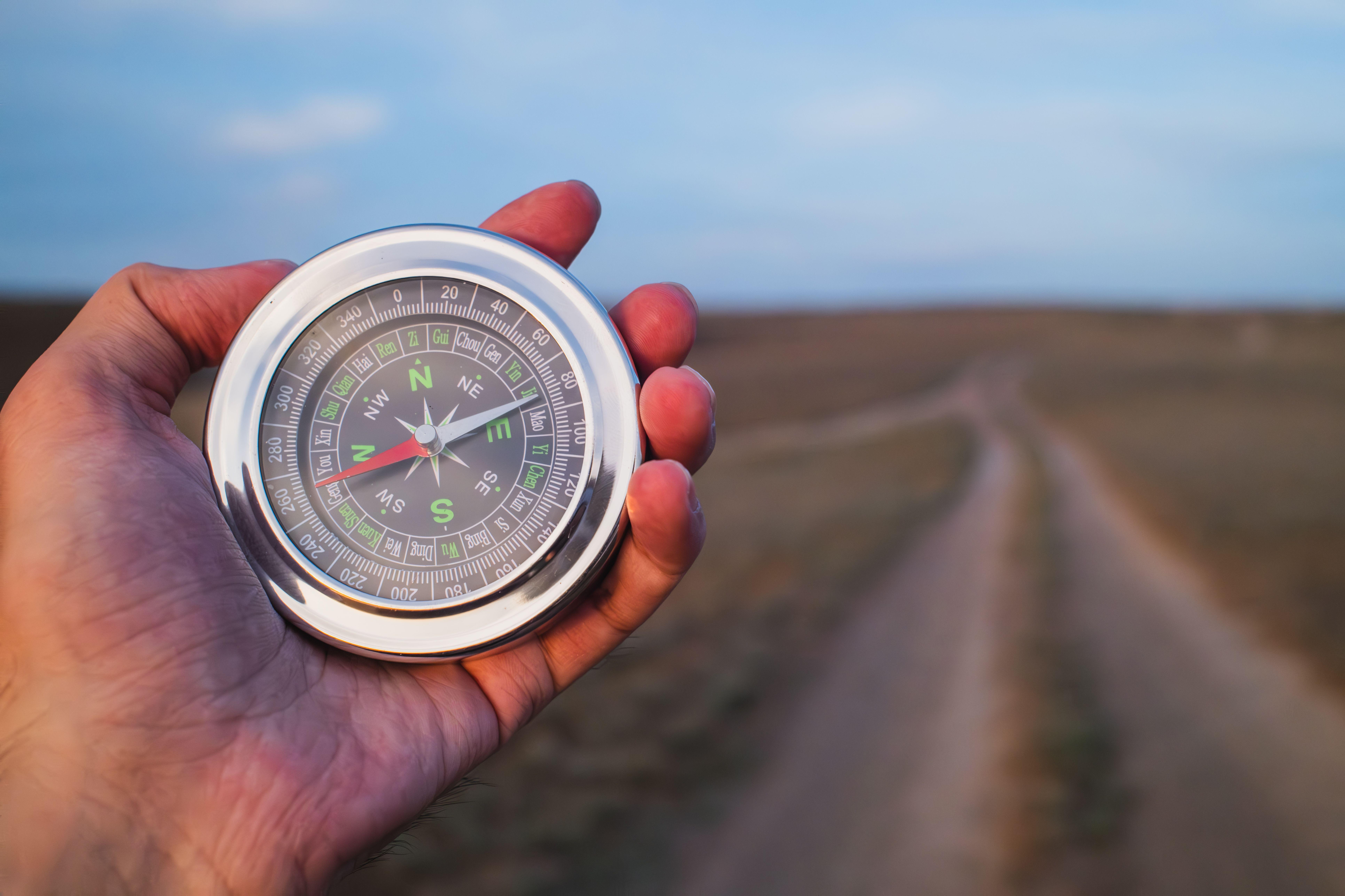 How Financial Advisors Manage Market Downturns Thumbnail