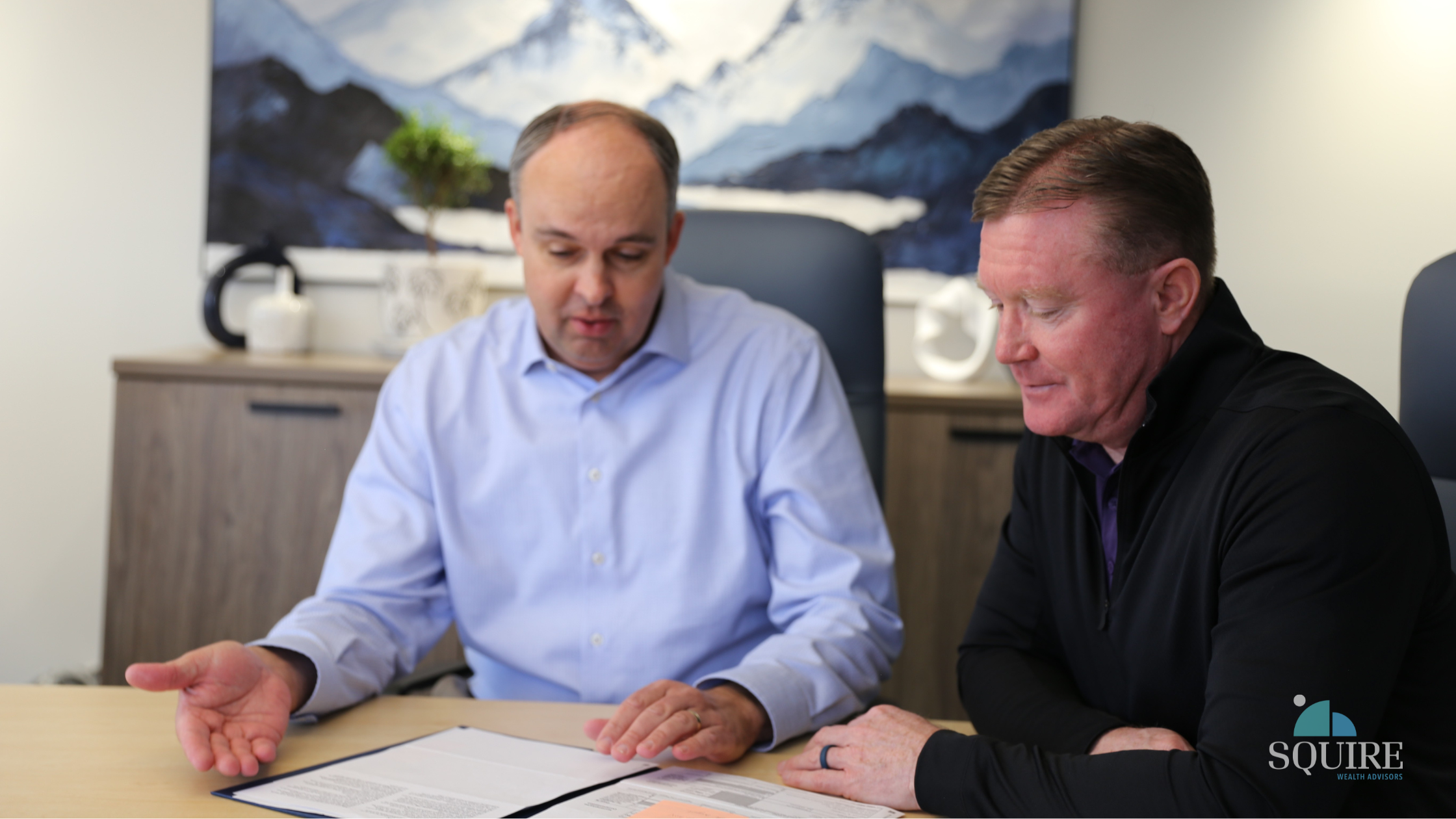 How a Financial Advisor Can Help During Market Volatility thumbnail