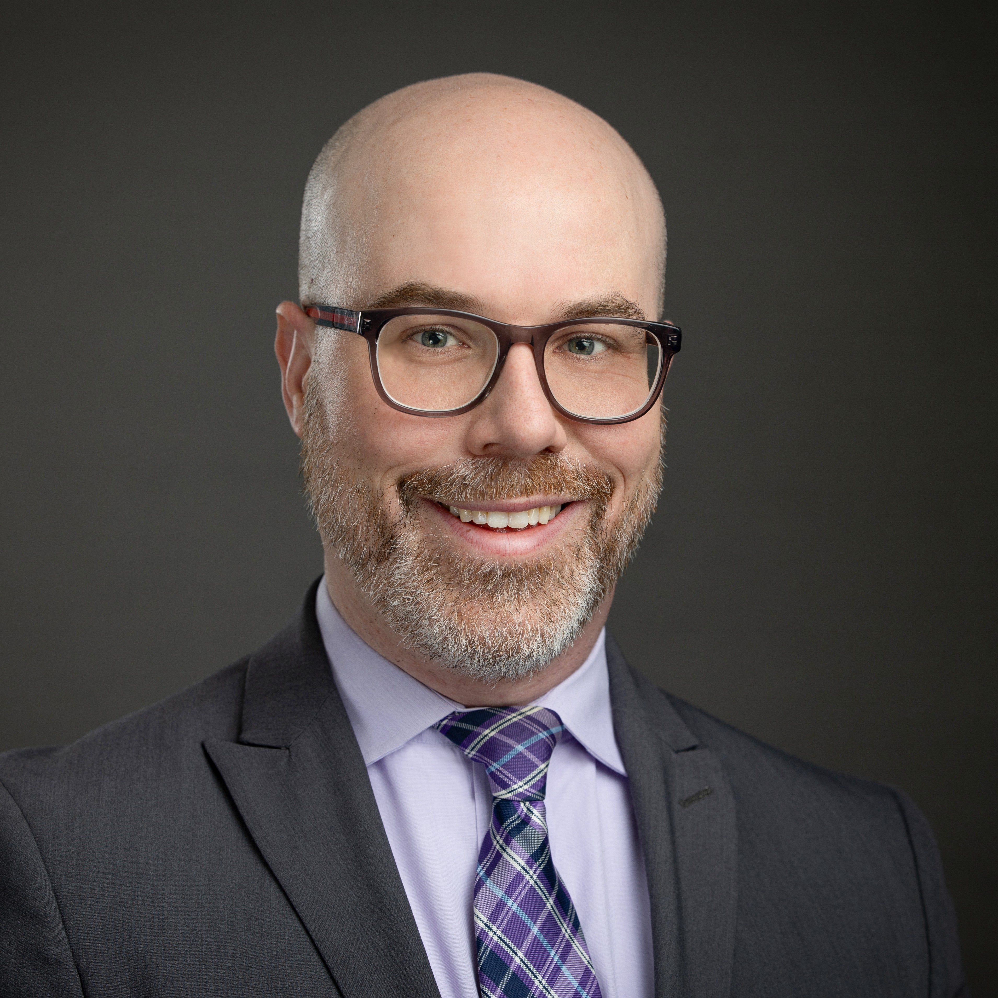 Louie Perraut headshot