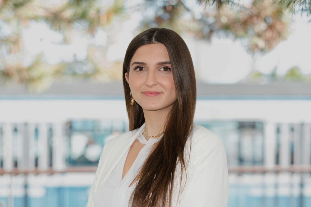 Alisa Bekteshi Photo