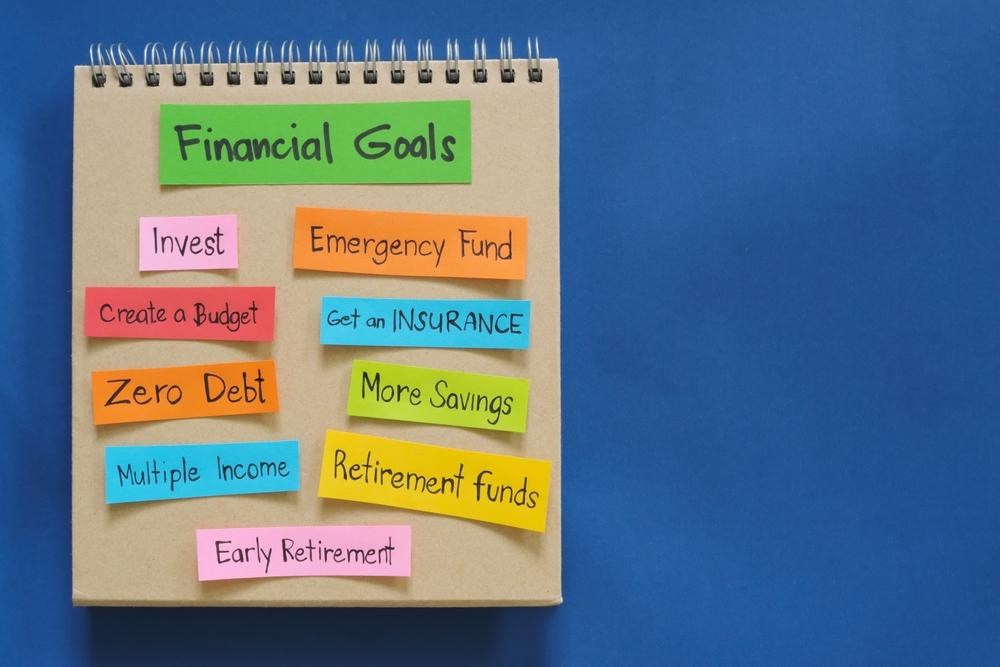 Financial Habits That Build Momentum: How to Start the Year with Intention Thumbnail