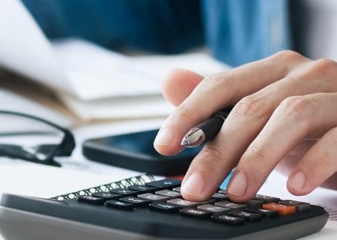 Five Year-End Tax Tips for Businesses Thumbnail