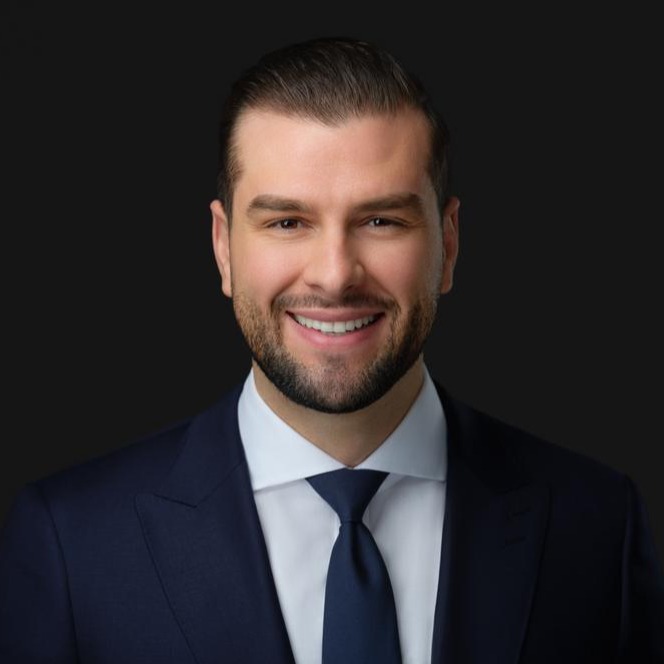 YAVOR NIKOV, CAIA®, F.Pl. Photo