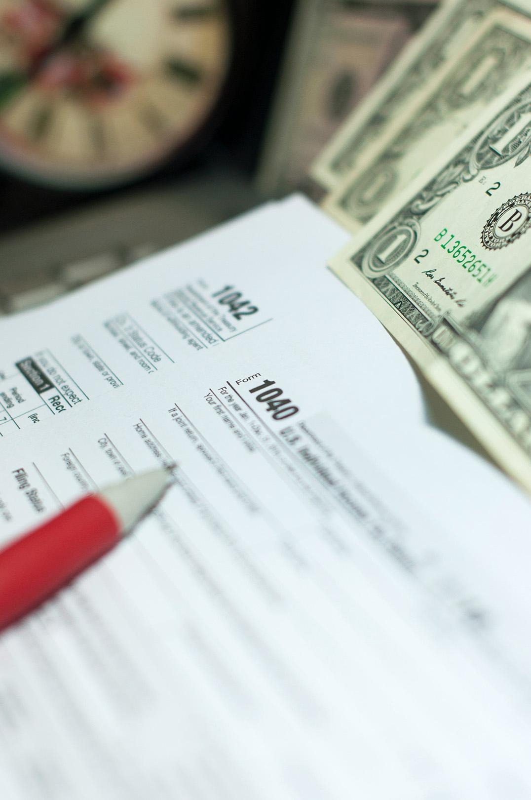 How to Save Money on Taxes using Alternatives Thumbnail