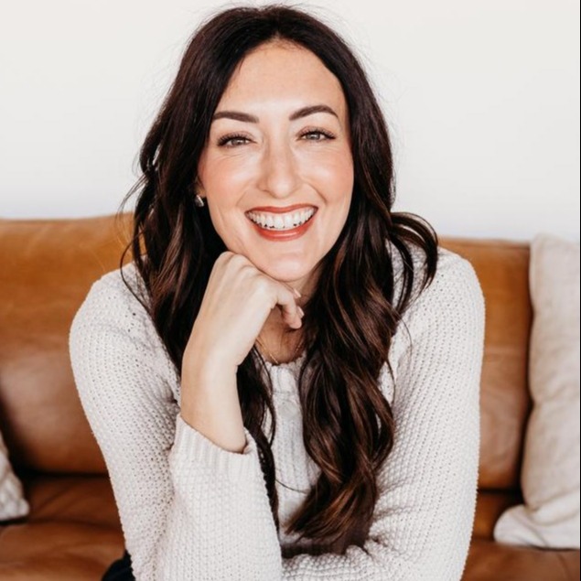 Rachel DeCarolis, CFP®, CeFT®, CDFA® Photo