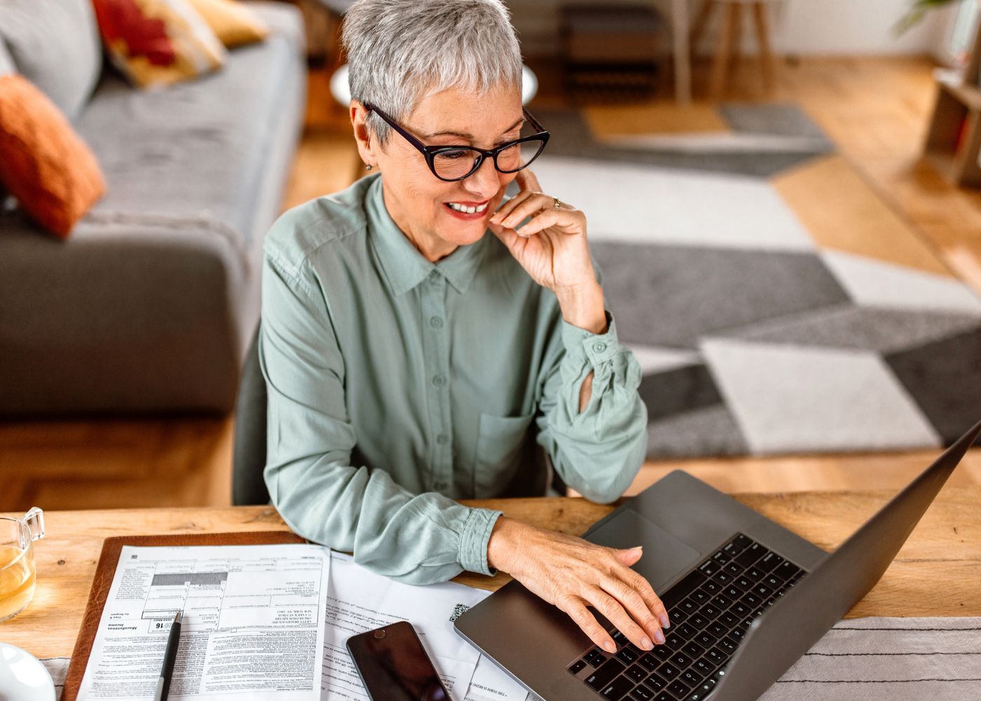 Self-Employed? Here's How to Maximize Your Canadian Tax Deductions Thumbnail