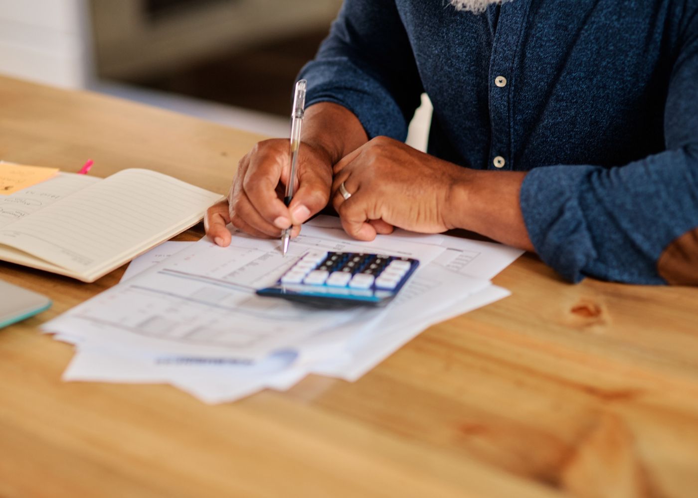 Tax-Saving Strategies for Investors in 2025 Thumbnail